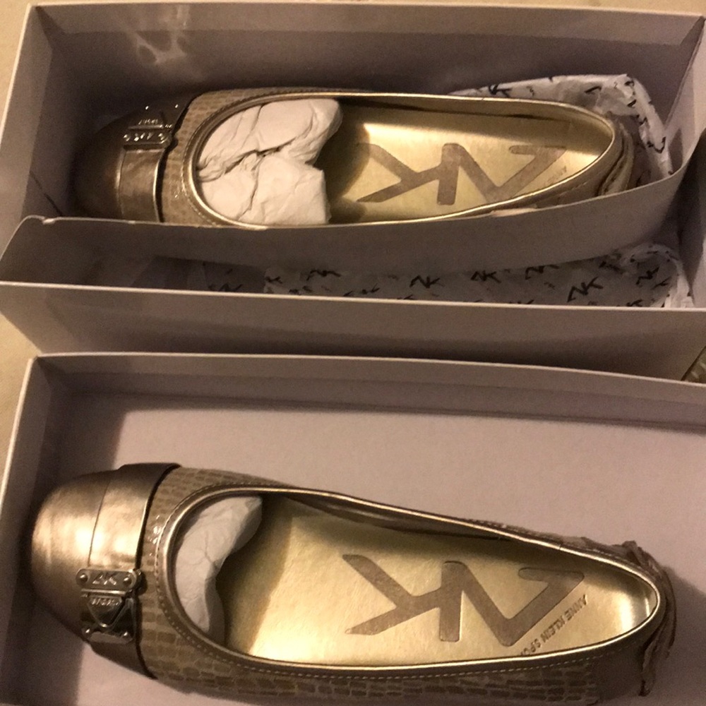 Anne Klein Sport Size 7
